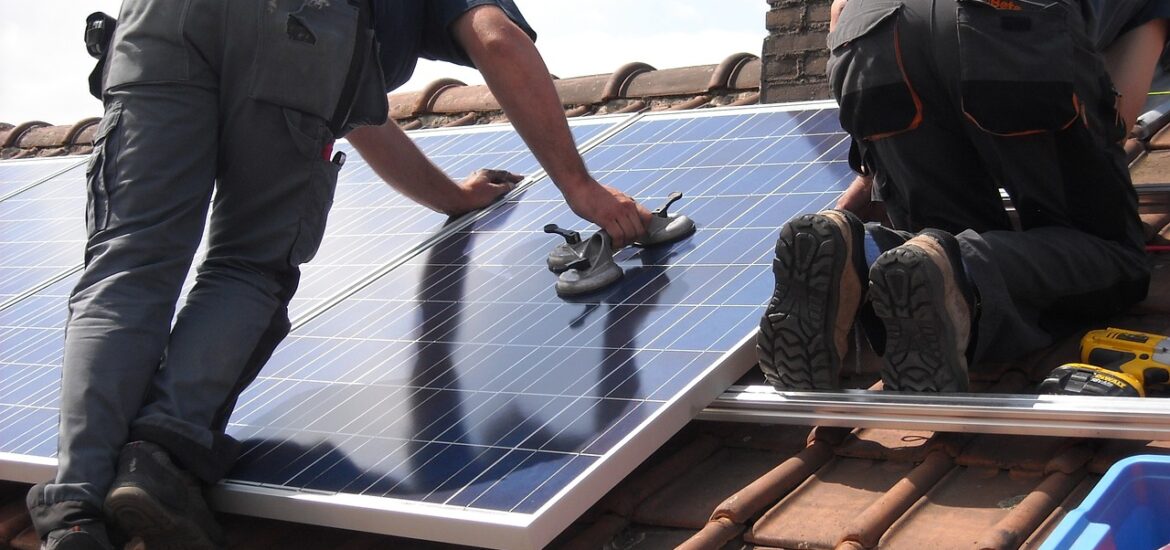 pose de toiture solaire