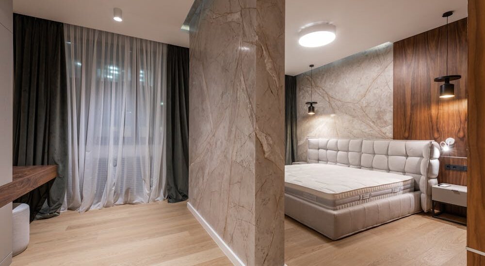 Pose de carrelage mural : les meilleures techniques pour un intérieur design