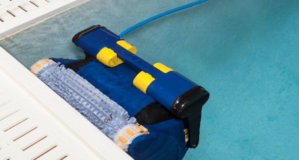Comment choisir le bon système de filtration pour votre piscine ?