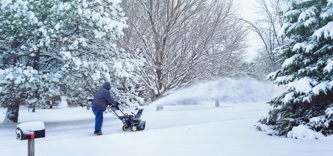 Comment choisir une souffleuse à neige électrique ?
