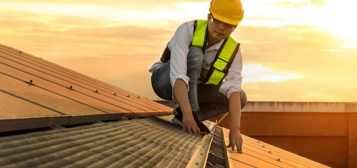 1-Pourquoi faire appel à un professionnel pour réparer une sous-face débord de toit